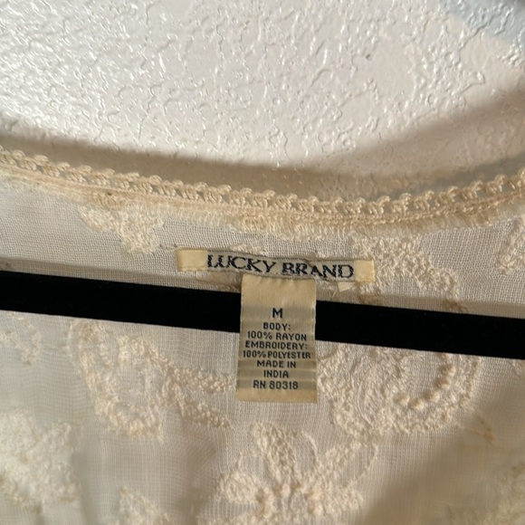 Lucky Brand Cream Gauzy Floral Embroidered Boho Tank Size Medium - Picture 3 of 6